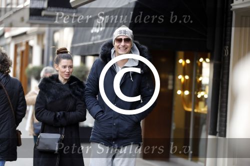 Amsterdam 28 januari 2017 
Lange Frans met zijn (ex) vrouw Danielle v Aalderen in amsterdam zuid