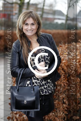 Amsterdam 11 januari 2017
Presentatie boek Opvliegers! 
Proosten op het boek en het nieuwe Jaar 2017 met oa Peggy Vrijens, Sandra Mattie, Laura Vlasblom, Antje Monteiro, Carolina Mout en Cystine Carreon Rick Engelkes
