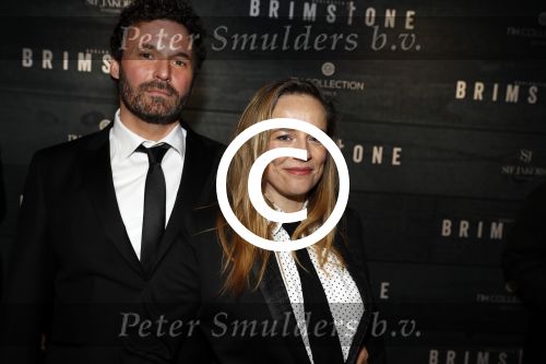 Amsterdam 9 januari 2016
Premiere Brimstone in Tuschinski met oa Emilia Jones en Dakota Fanning gemaakt door regisseur Martin Koolhoven .
Lies Visschedijk met partner