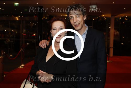 Utrecht 12 januari 2017
Uitreiking musical awards in het beatrixtheater.
Loes Luca met .....