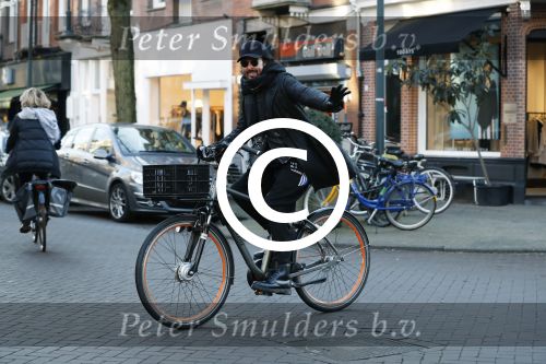Amsterdam 21 januari 2017
Mari v d Ven op zijn electrische fiets
