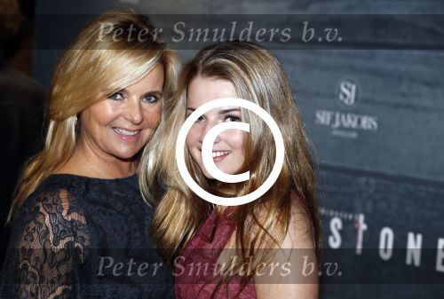 Amsterdam 9 januari 2016
Premiere Brimstone in Tuschinski met oa Emilia Jones en Dakota Fanning gemaakt door regisseur Martin Koolhoven .
Marika de Zwart met haar dochter
