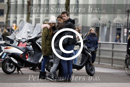 Amsterdam 29 januari 2017
Mark v d Loo en zijn vrouw Robine v d Meer gaan met hun zoon en dochter naar de film