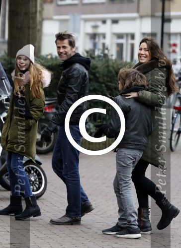 Amsterdam 29 januari 2017
Mark v d Loo en zijn vrouw Robine v d Meer gaan met hun zoon en dochter naar de film