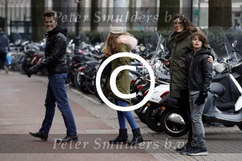 Amsterdam 29 januari 2017
Mark v d Loo en zijn vrouw Robine v d Meer gaan met hun zoon en dochter naar de film
