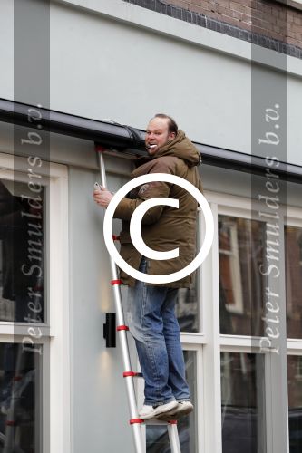 Amsterdam 27 januari 2017  
Menno Kohler aan het klussen bij een nieuw restaurant  in amsterdam zuid