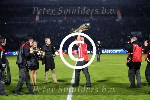 Eindhoven, 22 Januari 2017 Kompetitiewedstrijd PSV-SC Heerenveen, eindstand 4-3 met o.a. Michael v Gerwen die werd gehuldigd.