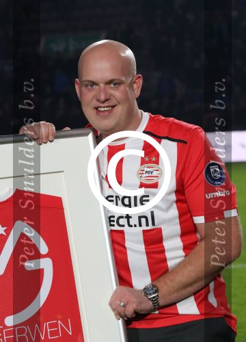 Eindhoven, 22 Januari 2017 Kompetitiewedstrijd PSV-SC Heerenveen, eindstand 4-3 met o.a. Michael v Gerwen die werd gehuldigd.