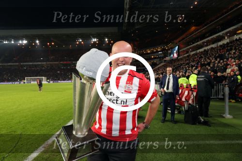 Eindhoven, 22 Januari 2017 Kompetitiewedstrijd PSV-SC Heerenveen, eindstand 4-3 met o.a. Michael v Gerwen die werd gehuldigd.