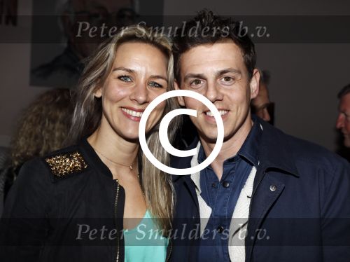 Hoorn 16 januari 2017
Premiere van FIFA Blatter, de val van de voetbalkeizer, in Schouwburg Het Park in Hoorn. Mike Weerts met vrouw