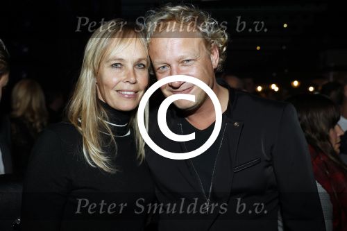 Aalsmeer 30 januari 2017
Nieuwjaarsreceptie Henk Geels in studio \'s Aalsmeer. Niek Boes met vrouw