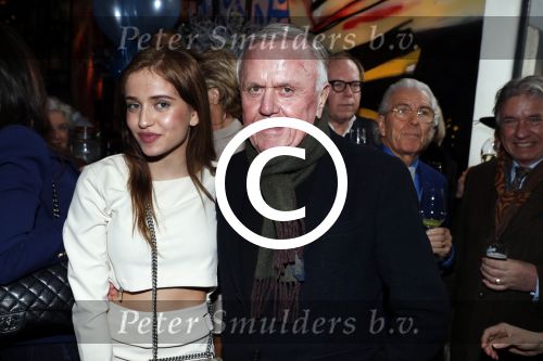 Amsterdam 29 januari 2017 
Surprise party Harry Mens vanwege zijn 70e verjaardag. Het werd gevierd op het leidse plein. dochter Nour Mens