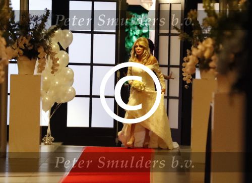 Hoofddorp 17 januari 2017
Patricia Paay is opnieuw getrouwd met Robbert Hinfelaar. Dat gebeurde in Claus party Center in Hoofddorp