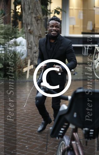 Amsterdam 9 januari 2016
Regilio Tuur op de Cornelis schuytstraat