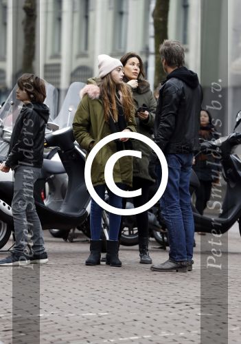 Amsterdam 29 januari 2017
Mark v d Loo en zijn vrouw Robine v d Meer gaan met hun zoon en dochter naar de film