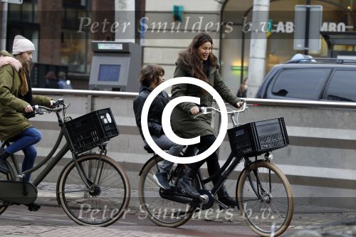 Amsterdam 29 januari 2017
Mark v d Loo en zijn vrouw Robine v d Meer gaan met hun zoon en dochter naar de film