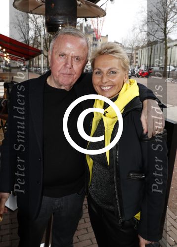 Amsterdam 29 januari 2017 
Surprise party Harry Mens vanwege zijn 70e verjaardag. Het werd gevierd op het leidse plein. harry met Sandra Peet