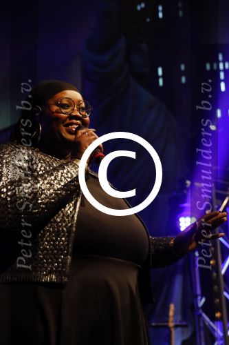 Aalsmeer 30 januari 2017
Nieuwjaarsreceptie Henk Geels in studio \'s Aalsmeer. Shirma Rouse