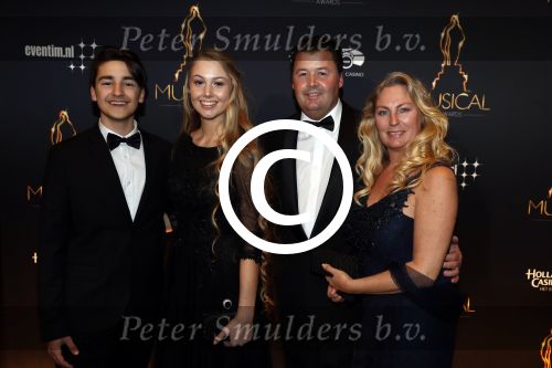 Utrecht 12 januari 2017
Uitreiking musical awards in het beatrixtheater.
Soraya Gerrits met vriend en ouders