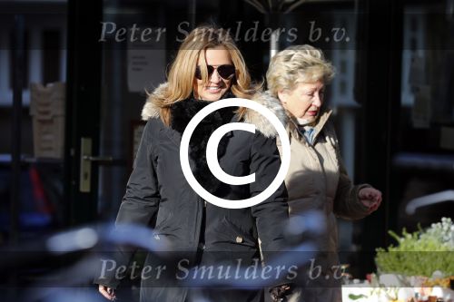 Amsterdam 13 januari 2017
Tatjana aan het winkelen met haar moeder.