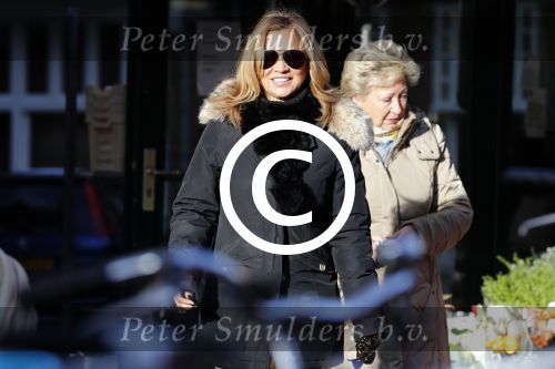 Amsterdam 13 januari 2017
Tatjana aan het winkelen met haar moeder.