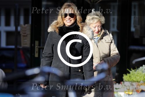Amsterdam 13 januari 2017
Tatjana aan het winkelen met haar moeder.