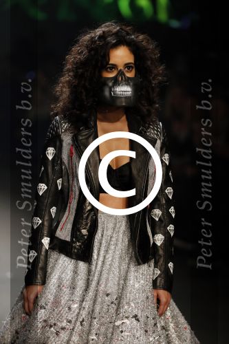 Amsterdam 27 januari 2017 
Amsterdam fashion week gesponsord door Mercedes Benz. Fred v Leer Everon jackson Hooi en Toprak yalciner lopen mee met de show van Artitude