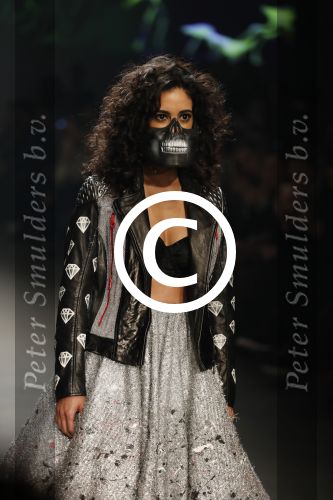 Amsterdam 27 januari 2017 
Amsterdam fashion week gesponsord door Mercedes Benz. Fred v Leer Everon jackson Hooi en Toprak yalciner lopen mee met de show van Artitude