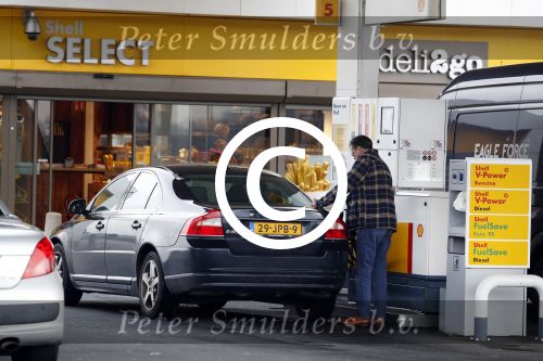 Emden 29 december 2017
Alexander Pechtold en zijn vriendin Anne Lok gaan naar het museum kunsthalle Emden in Duitsland