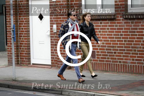 Emden 29 december 2017
Alexander Pechtold en zijn vriendin Anne Lok gaan naar het museum kunsthalle Emden in Duitsland