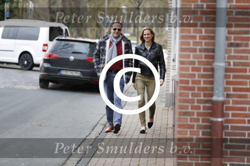Emden 29 december 2017
Alexander Pechtold en zijn vriendin Anne Lok gaan naar het museum kunsthalle Emden in Duitsland