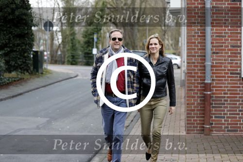 Emden 29 december 2017
Alexander Pechtold en zijn vriendin Anne Lok gaan naar het museum kunsthalle Emden in Duitsland