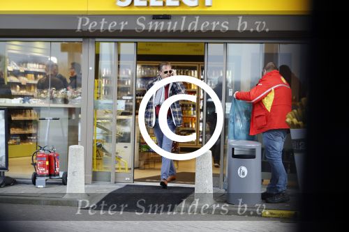 Friesland 29 december 2017
Alexander Pechtold met zijn vriendin Anne Lok bij een vakantiehuis in Friesland.