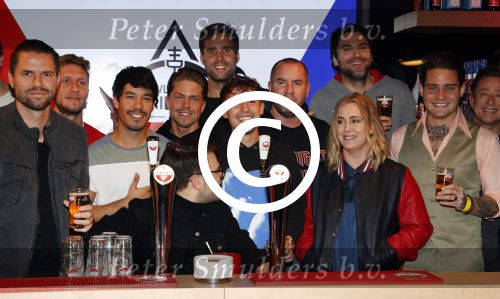 Rotterdam 24 januari 2018 
Perspresentatie samen gaan Vrienden van Amstel Live en Flying Dutch in ahoy.
oa aanwezig Guus Meeuwis Xander de Buisonje Anouk Lil Kleine Andre Hazes Direct Nick en Simon Broederliefde Douwe Bob John Ewbank Jeroen v Koningsbrugge eva