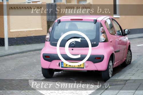 Scheveningen 12 januari 2018
Barbie Samantha de Jong haar huis en auto in haar straat