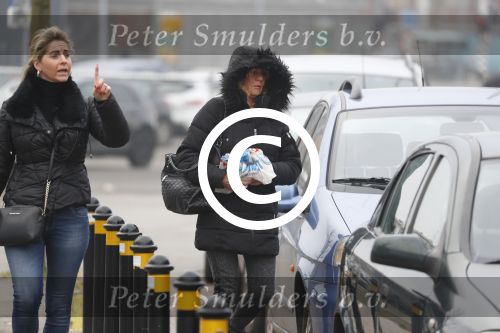 Den Haag 13 januari 2018 
De ouders  (vader en moeder ) van Barbie verlaten het ziekenhuis