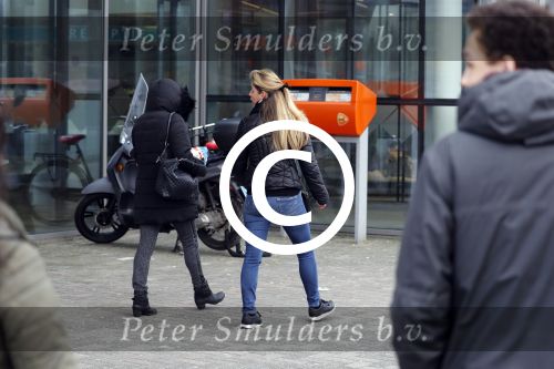 Den Haag 13 januari 2018 
De ouders  (vader en moeder ) van Barbie verlaten het ziekenhuis