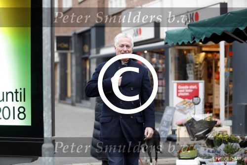 Amsterdam 20 januari 2018
Bram Moszkowicz op straat in Amsterdam zuid.