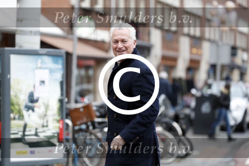 Amsterdam 20 januari 2018
Bram Moszkowicz op straat in Amsterdam zuid.