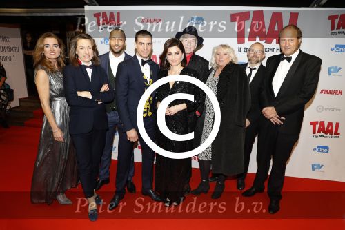 Amsterdam 15 januari 2018
Premiere Taal is zeg maar echt mijn ding in Tuschinski. cast met oa Fockeline Ouwerkerk Egbert Jan Weeber Peter Faber Tarikh JanssenBarbara Bredero en Paul Voorthuysen