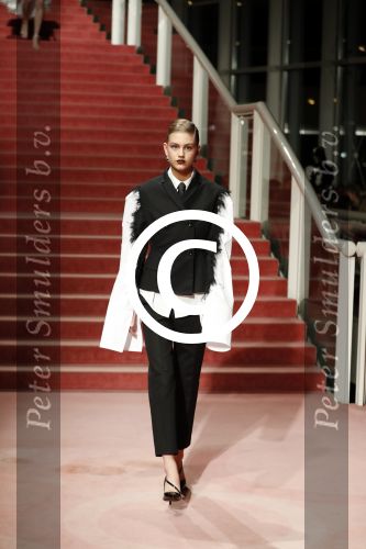 Amsterdam 31 januari 2018
Modeshow Claes iversen in de stopera.
