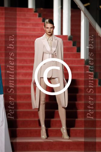 Amsterdam 31 januari 2018
Modeshow Claes iversen in de stopera.