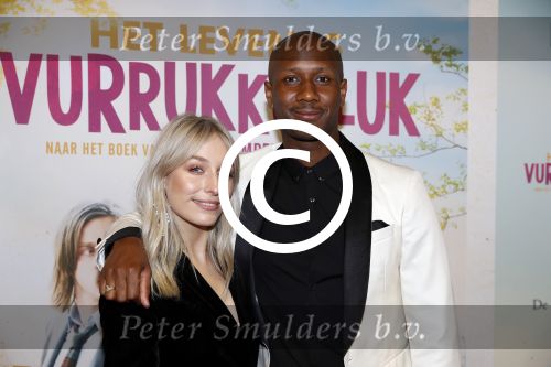 Amsterdam 22 januari 2018
Premiere het leven in vurrukkuluk in Tuschinski. Rapper Dio met vriendin