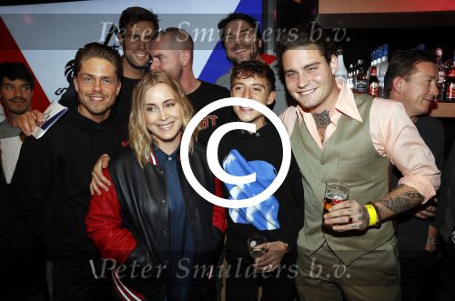 Rotterdam 24 januari 2018 
Perspresentatie samen gaan Vrienden van Amstel Live en Flying Dutch in ahoy.
oa aanwezig Guus Meeuwis Xander de Buisonje Anouk Lil Kleine Andre Hazes Direct Nick en Simon Broederliefde Douwe Bob John Ewbank Jeroen v Koningsbrugge eva
