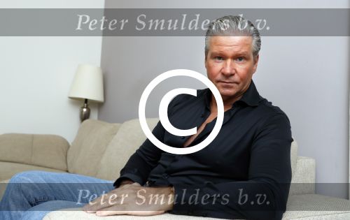 Amsterdam 11 januari 2018 
Dries Roelvink thuis in zijn appartement