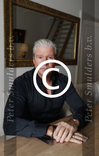 Amsterdam 11 januari 2018 
Dries Roelvink thuis in zijn appartement