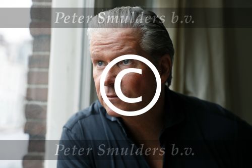 Amsterdam 11 januari 2018 
Dries Roelvink thuis in zijn appartement