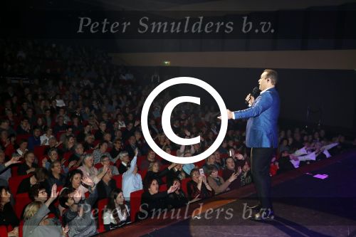 Uden 5 januari 2018
Start Tour de Frans in Theater Markant van Frans Bauer. Zoon Christiaan broer Dorus en zijn moeder zijn aanwezig