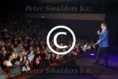 Uden 5 januari 2018
Start Tour de Frans in Theater Markant van Frans Bauer. Zoon Christiaan broer Dorus en zijn moeder zijn aanwezig