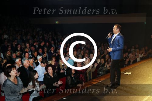 Uden 5 januari 2018
Start Tour de Frans in Theater Markant van Frans Bauer. Zoon Christiaan broer Dorus en zijn moeder zijn aanwezig
